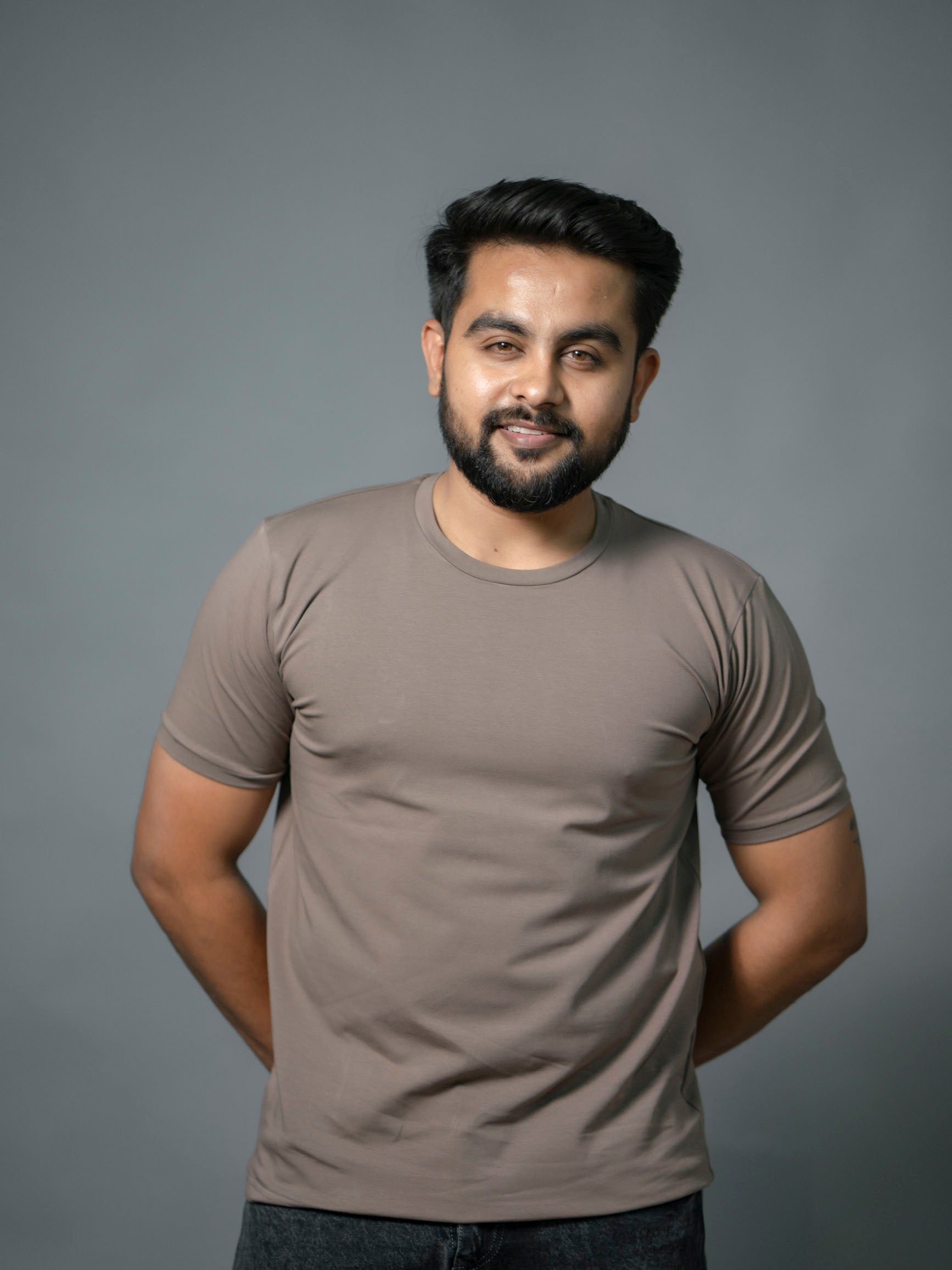 Mocha Brown Refined Crew Neck Tshirt - The No Name Club